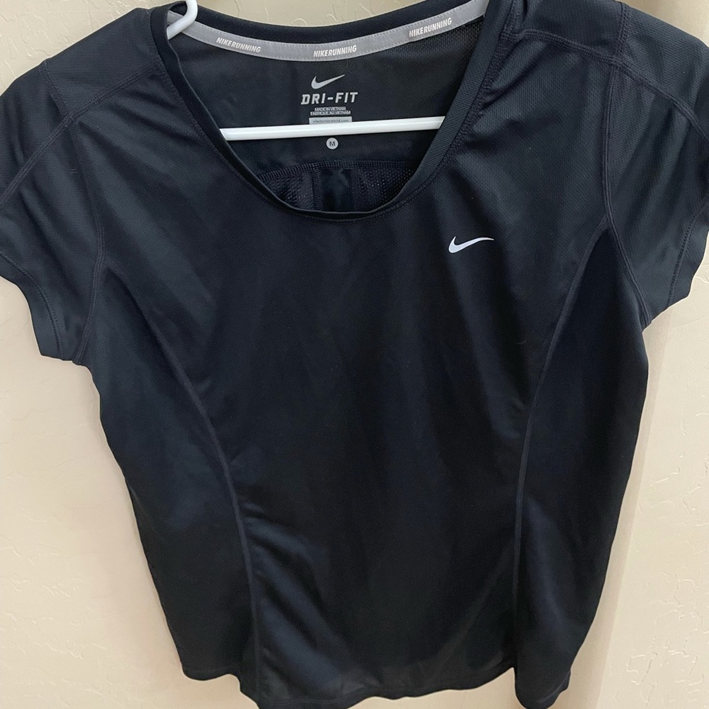 nike dry fit t-shirt